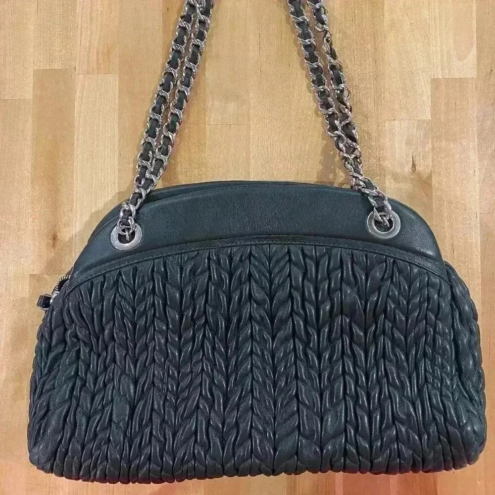 Suarez NY, black leather quilted shoulder bag